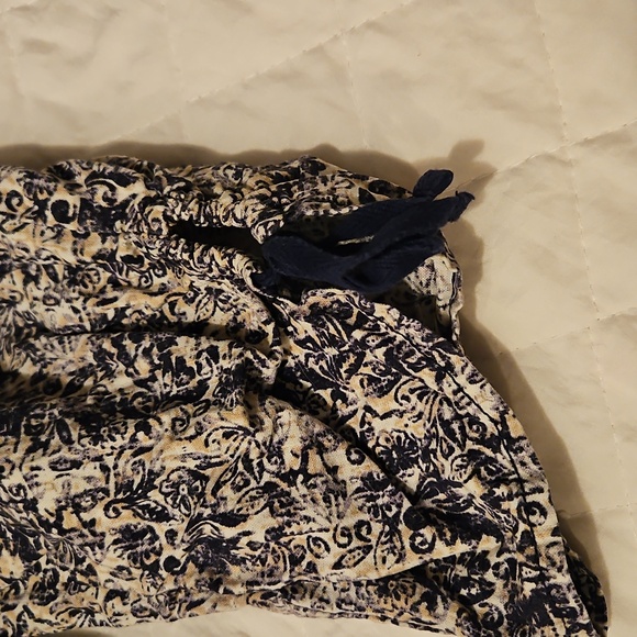 Caffe Marrakesh Size Small Capris - Picture 7 of 9